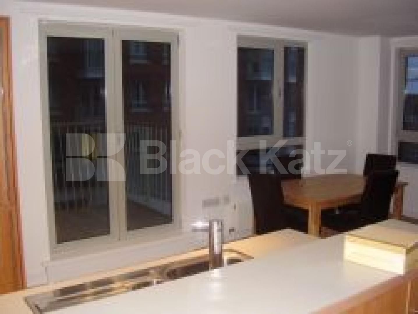 			2 Bedroom, 1 bath, 1 reception Flat			 Caronade Court, HOLLOWAY/ISLINGTON BORDERS N7